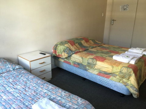 Port Macquarie Hotel - Accommodation Newcastle 2