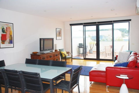 POSITION PERFECT CENTRAL INVERLOCH - Accommodation Newcastle 0