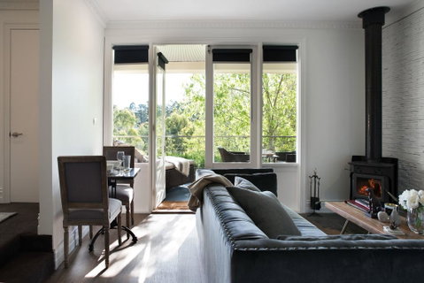 Provence Spa Villa 2 - Accommodation Newcastle 1