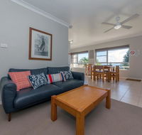 Quarterdeck Unit 1/ 12 Magnus Street - Accommodation Newcastle
