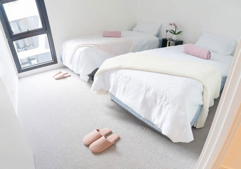 R&K Luxury Apartment Fantastic Skyline View CBD Parking&Free Tram Heart Of Melbourne - Accommodation Newcastle 3