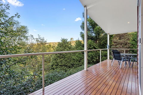 Ravensbourne Escape- Kookaburra Kottage - Accommodation Newcastle 1