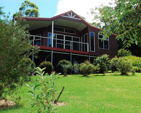 Ravensbourne Escape- Kookaburra Kottage - Accommodation Newcastle 2