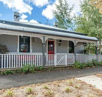Red Door Cottage of Orange - Heritage Home - Accommodation Newcastle