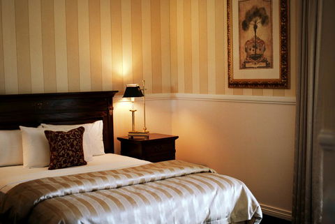 Redearth Boutique Hotel - Accommodation Newcastle 0