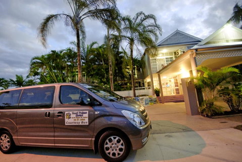 Reef Palms - Accommodation Newcastle 0