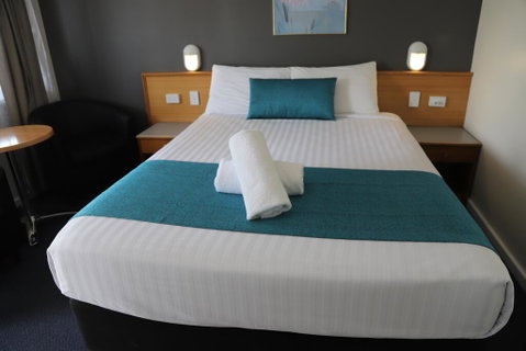 Reign Inn Newcastle - Accommodation Newcastle 3