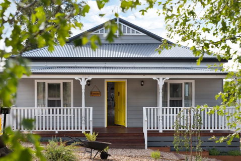 Relajante - Accommodation Newcastle 0