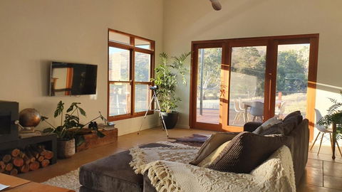 River Cottage Barossa -Self Contained-30 Acres-360 Degree Views-Netflix -Wine-Wifi - Accommodation Newcastle 1