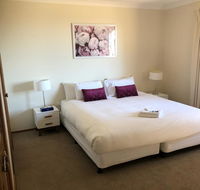 Robin Hill Views - Accommodation Newcastle
