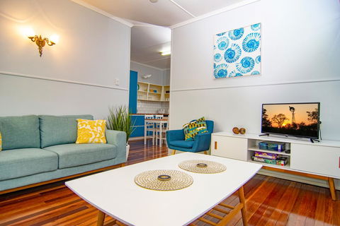 Robins Nest - Accommodation Newcastle 0