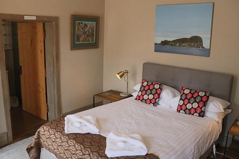 Robinson Cottage - Accommodation Newcastle 1