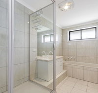 Rose Retreat - Accommodation Newcastle