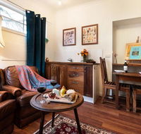 Roses of Daylesford - Convent View - Accommodation Newcastle