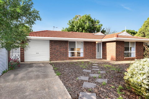 Rosie's - Accommodation Newcastle 2