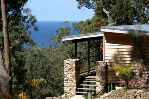 Sacred Mountain Retreat - Accommodation Newcastle 2