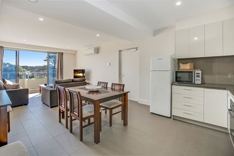 Salt Five Apartment Sorrento - Main Street Location - Accommodation Newcastle 2