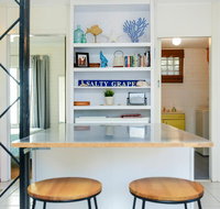 Salty Grape Beach House - Accommodation Newcastle