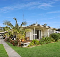Sama-Sama - Walking Distance to town and water - Accommodation Newcastle