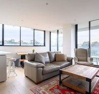 Sanctuary Resort-Style on the Banks of the Yarra - Accommodation Newcastle