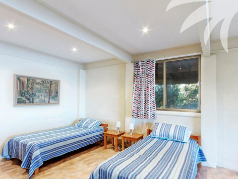 Sandbar View - Accommodation Newcastle 3