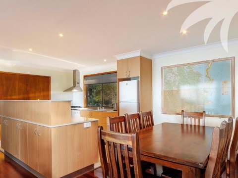 Sandbar View - Accommodation Newcastle 2