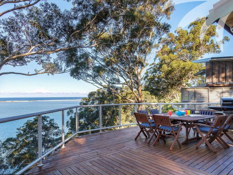 Sandbar View - Accommodation Newcastle 0