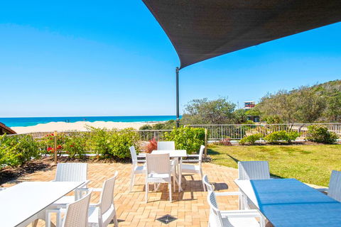 Sandcastles On Currumbin Beach - Accommodation Newcastle 0