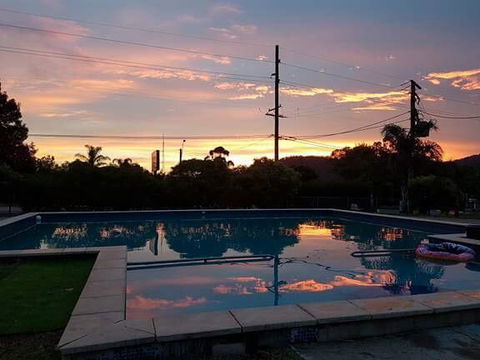 Sandy Hollow Tourist Park - Accommodation Newcastle 0