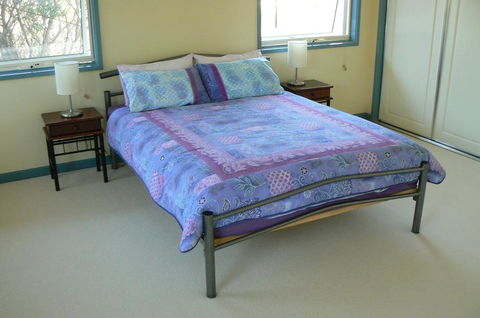 Sandy Point Beach Escape 1 Bedroom Apartment - Accommodation Newcastle 2