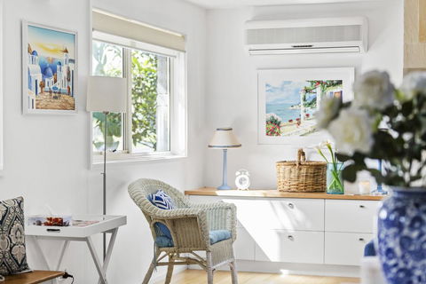 SANTORINI BEACH HOUSE - SAFETY BEACH - Accommodation Newcastle 1