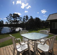 Sea Shell Chalet  Berrara Chalet - Accommodation Newcastle