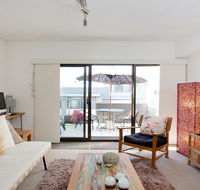 Seabreeze - Coastal Living - Accommodation Newcastle