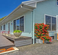Seaclusion - 120m to the white sands of Callala beach - Accommodation Newcastle