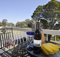 Seaclusion on Toorbul - Accommodation Newcastle