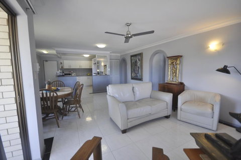 Seaclusion On Toorbul - Accommodation Newcastle 1