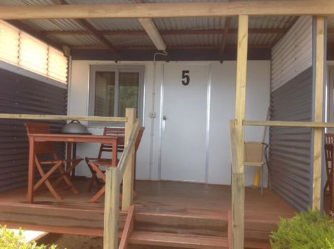 Seaspray Beach Holiday Park - Accommodation Newcastle 1