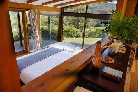 Shanleys Huon Valley - Accommodation Newcastle 0