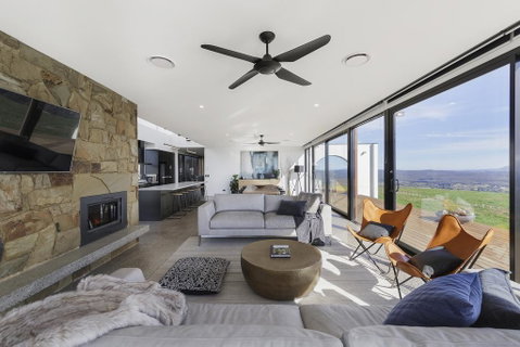 Sky High - Accommodation Newcastle 2