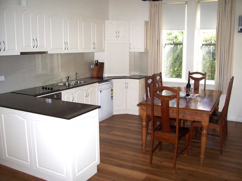 Smith Street Villa Naracoorte - Accommodation Newcastle 2