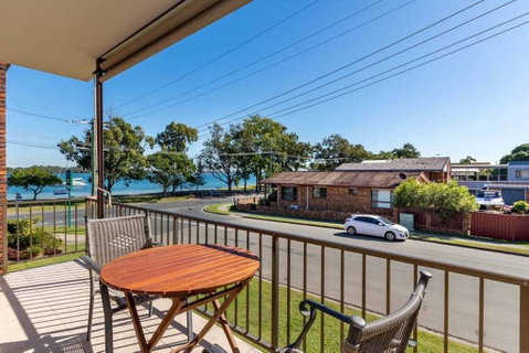 Smooth Sailing - Accommodation Newcastle 0