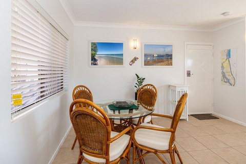 Smooth Sailing - Accommodation Newcastle 1