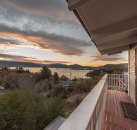 Snowview Units - Accommodation Newcastle