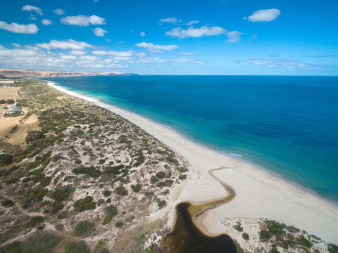 Socks 'n' Sandals - 34 Riverview Drive - Accommodation Newcastle 3