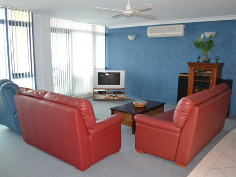 Solaire 5 - Accommodation Newcastle 2