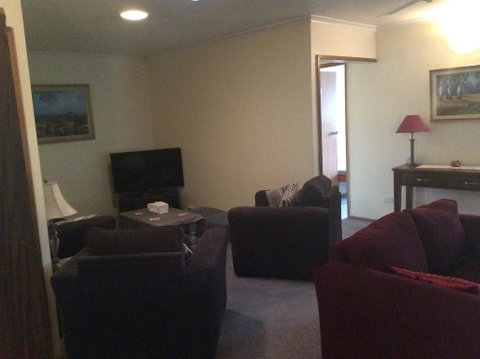 Sonnblick Lodge - Accommodation Newcastle 3