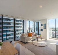 Southbank 2 Bed Apartment with View Next to Crown - Accommodation Newcastle