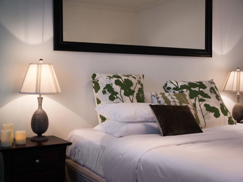 Spa Villas On Main - Accommodation Newcastle 1