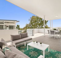Spacious apartment with generous entertaining - Accommodation Newcastle