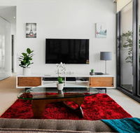 Spacious luxury 3Br Top Location  WiFi Gym Pool - Accommodation Newcastle